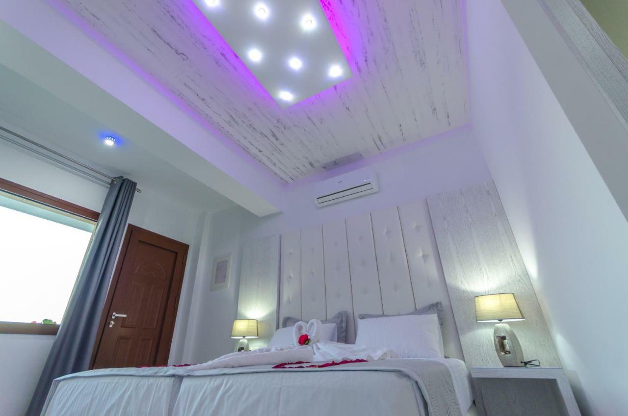 Ftelia Luxury Studio "Quattro" เมกาลีอัมโมส ภายนอก รูปภาพ